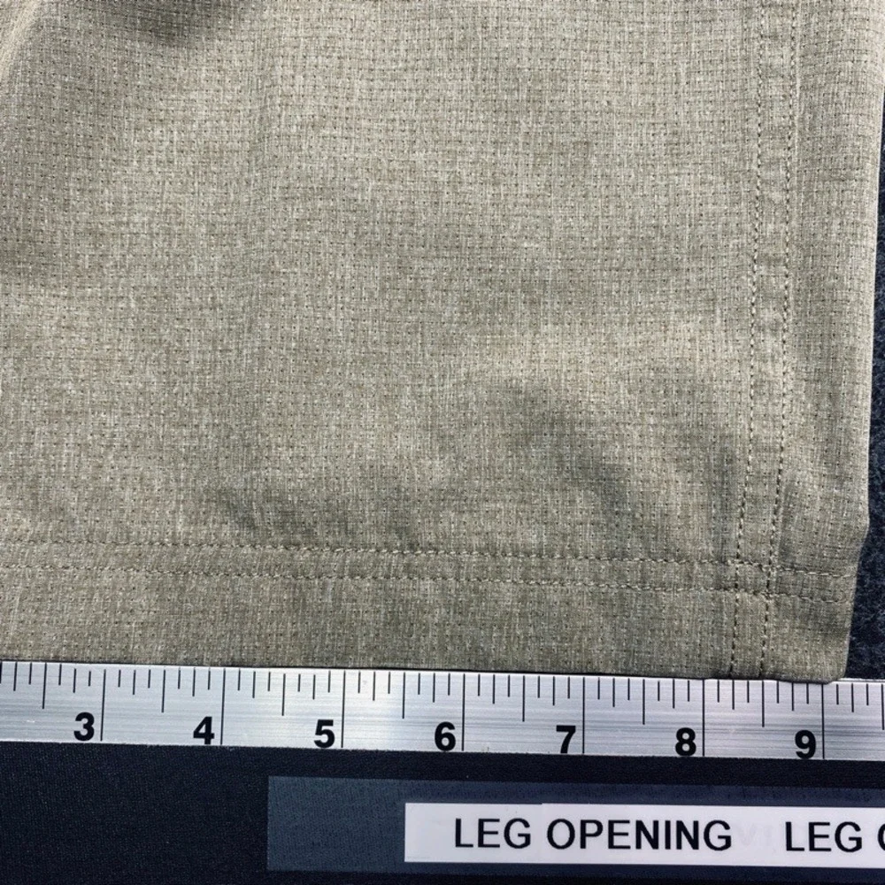 Duluth Trading Co Pants Men 40x30 Tan Polyester Performance Straight Leg 53721B